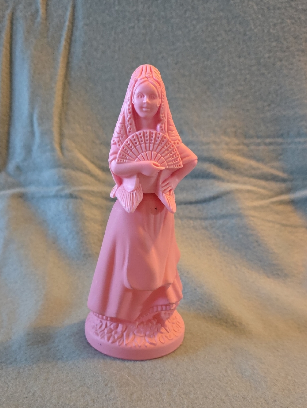 Vintage Avon "Belles of the World" cologne bottle